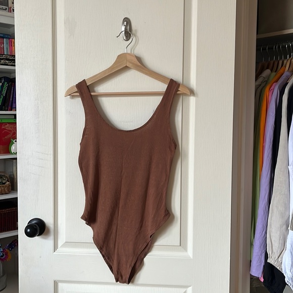 OZMA Tops - EUC Ozma of California size S silk brown tank top bodysuit